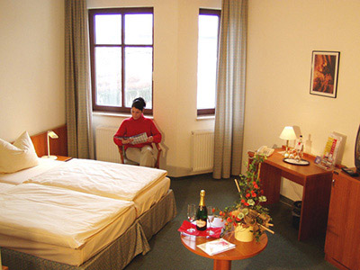 kim-hotels-dresden3 / Zum Vergrößern auf das Bild klicken